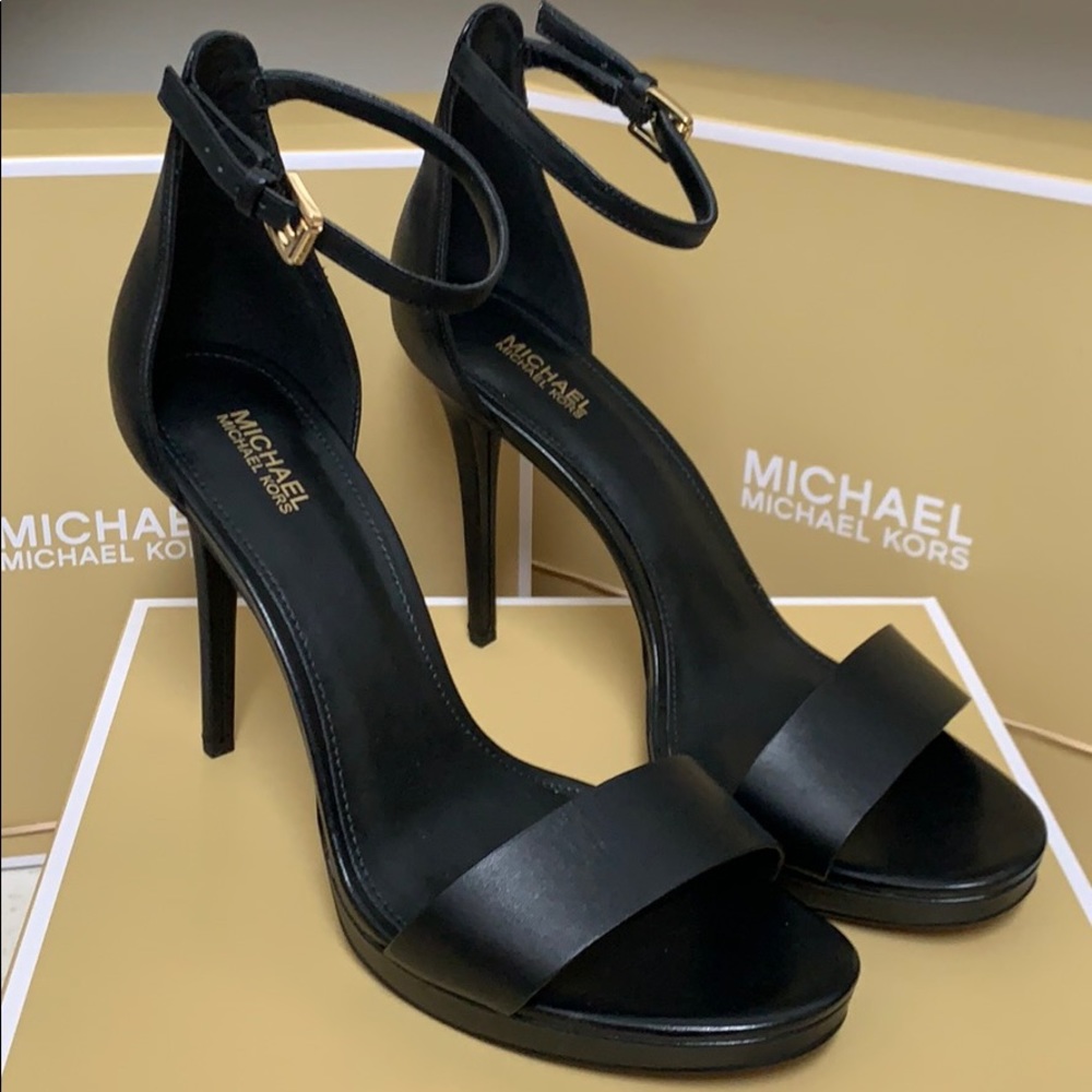 Hutton Leather Sandal
